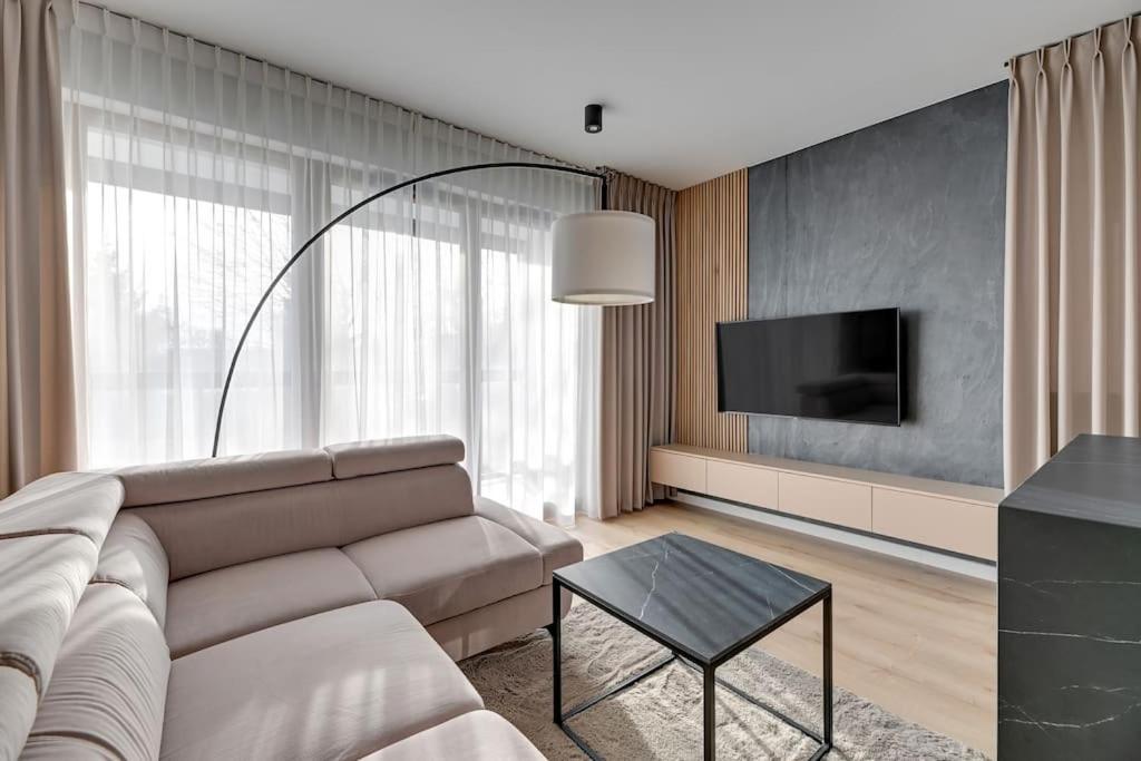 גדנסק Zajezdnia Wrzeszcz 2 By Grand Apartments מראה חיצוני תמונה